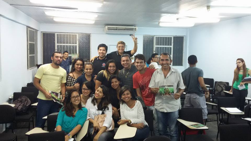 Formandos de Jornalismo da Nilton Lins em Manaus_foto_ Wendy Queiroz