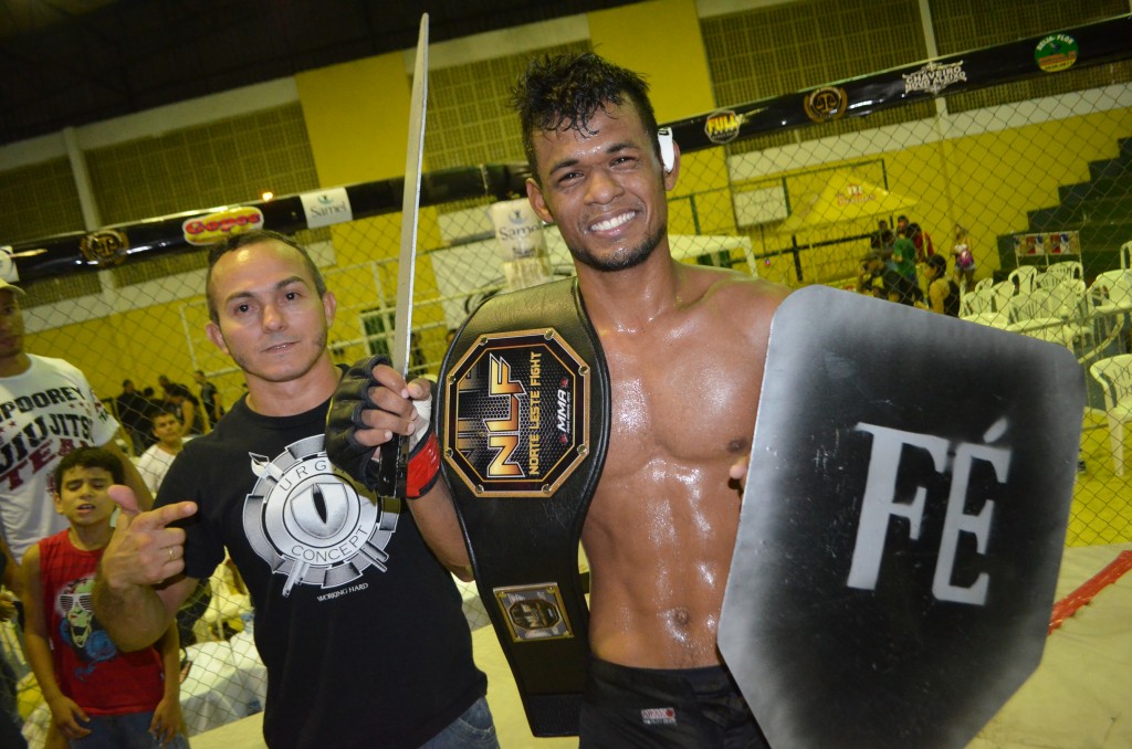 NLF 4 - Wesley Augusto Silva - campeão do peso palha - foto 1 - by Emanuel Mendes Siqueira