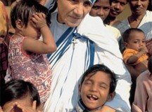 Vaticano confirma que Madre Teresa de Calcutá será canonizada