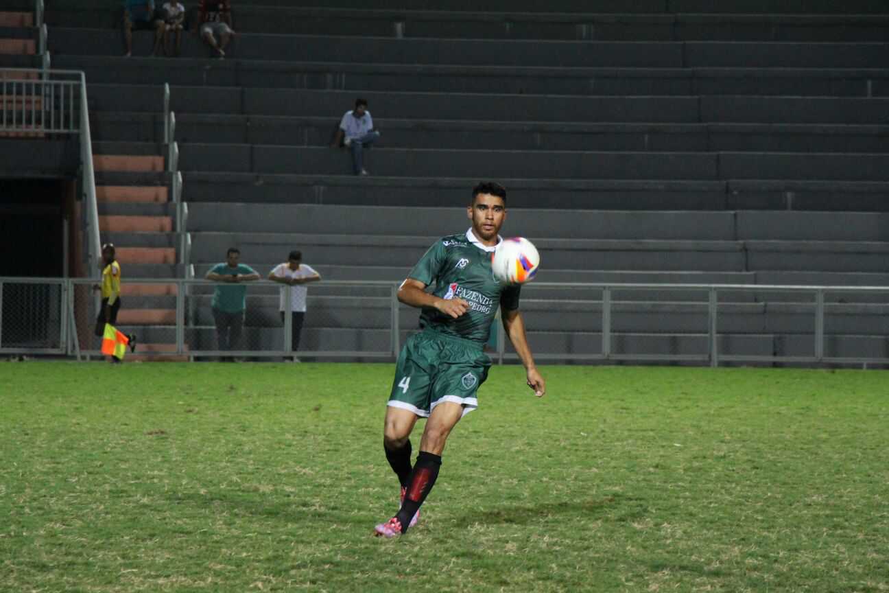 Manaus FC - Zagueiro Gabriel do time de Juniores - by Ennas Barreto
