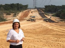 Ex-secretária de Infraestrutura Waldívia Alencar é multada por irregularidades em contrato