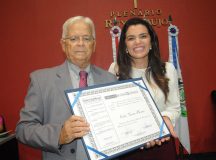Dr.Celso Vieira Bivar recebe título de Cidadão do Amazonas por indicação de Alessandra Campêlo