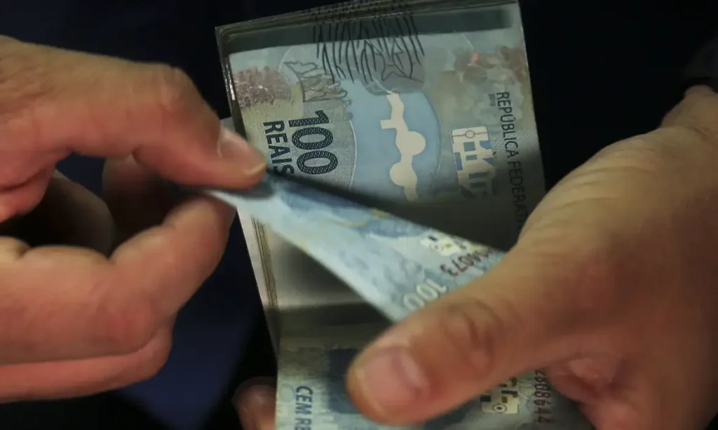Novo Desenrola começa a valer nesta terça-feira (5)