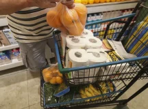 Cesta básica fica mais cara em todas as capitais brasileiras em março